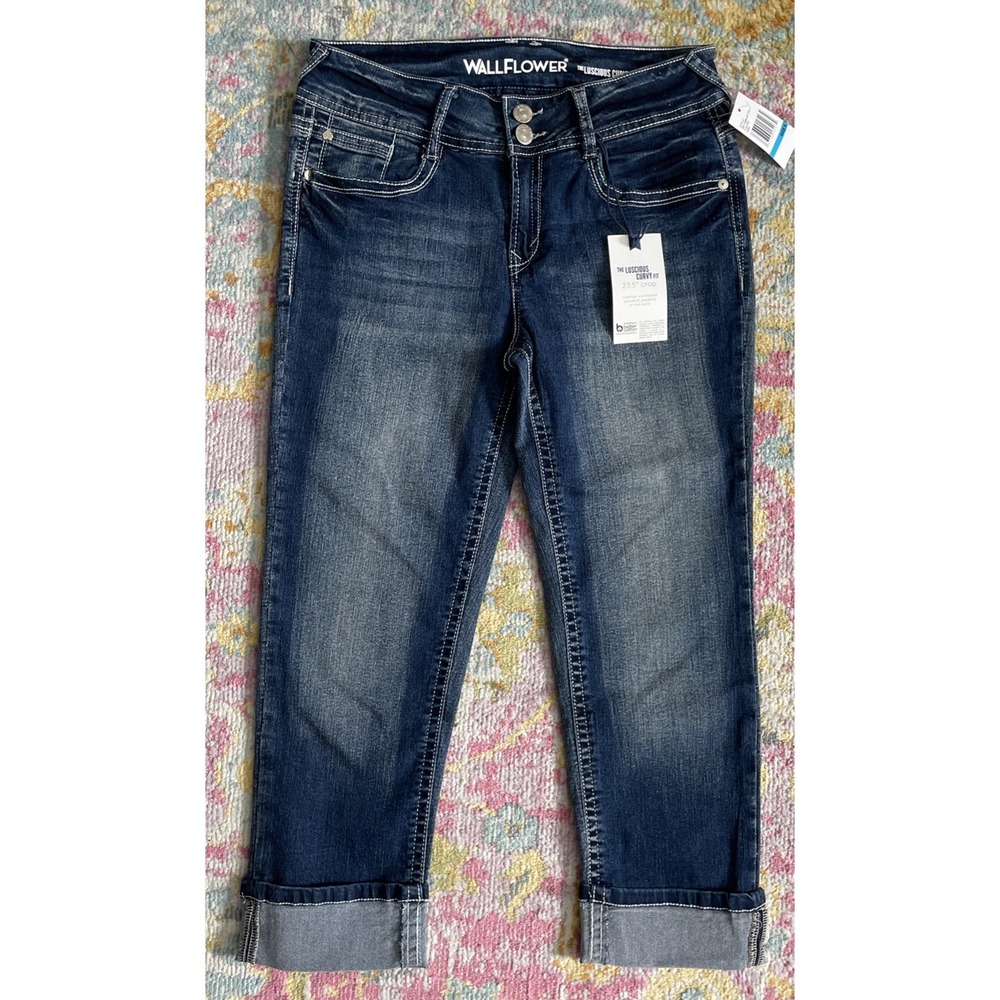 WALLFLOWER Junior's Size 9 The Luscious Curvy Fit Crop Jeans Dark Wash NWT